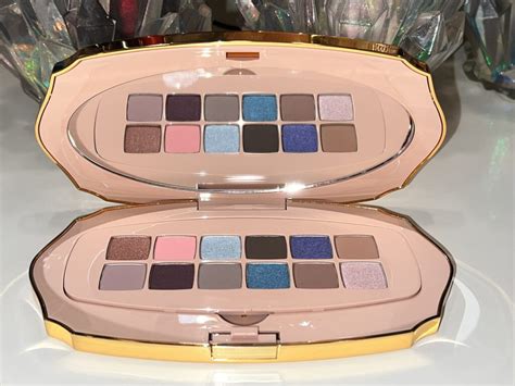 gucci eyeshadow palette saks|gucci eyeshadow palette price.